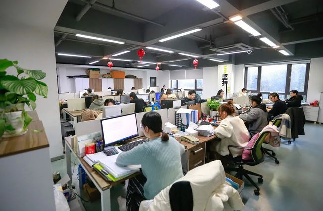 whatsapp是免费的吗_公司是什么意思_whatsapp是那个公司