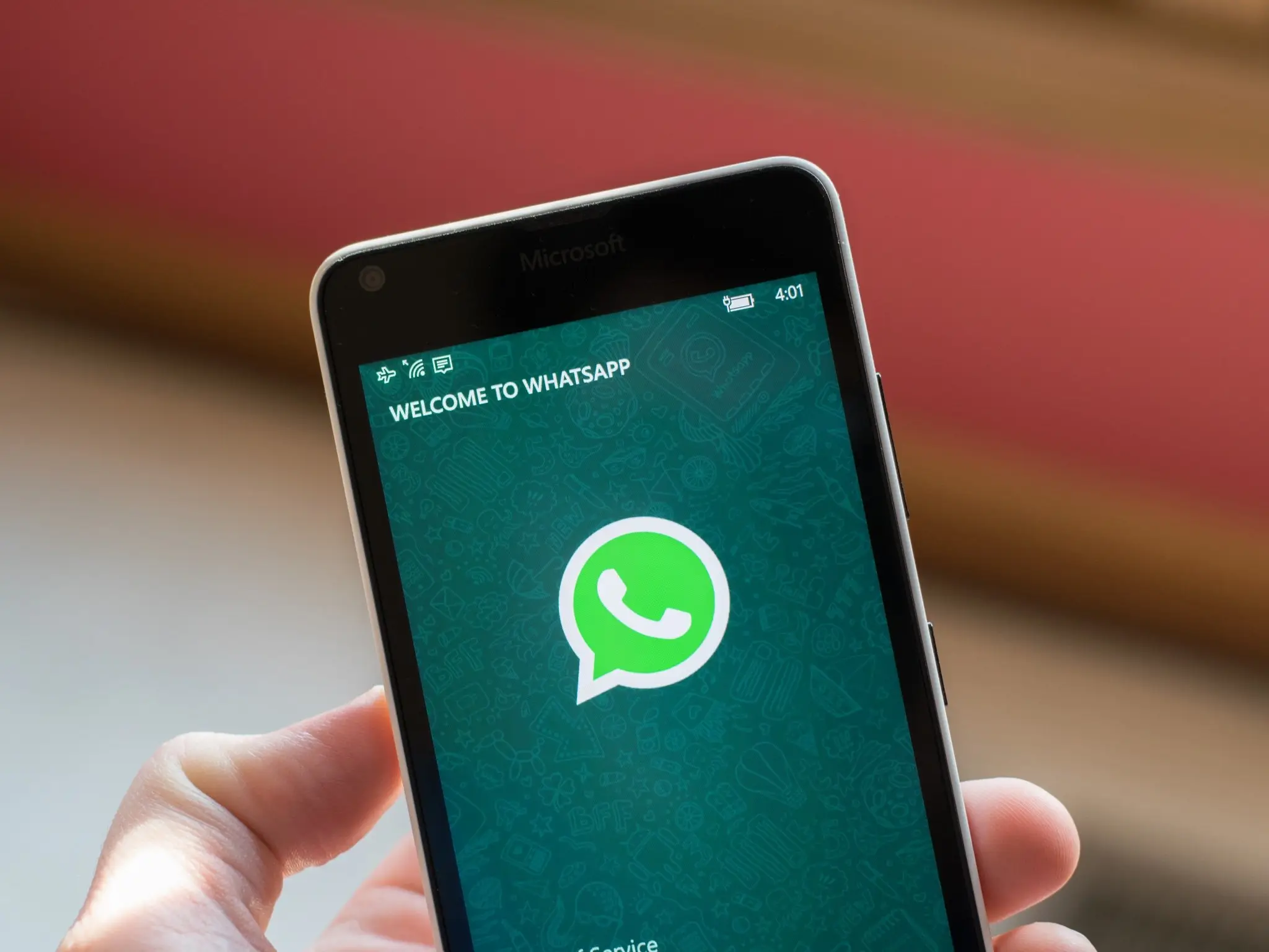 whatsapp是那国家-美国孕育的连接人心纽带：WhatsApp跨国通讯软件的魅力